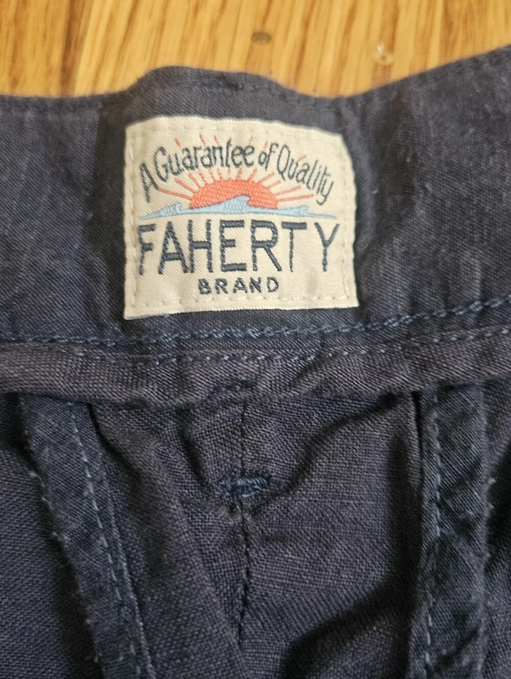 Faherty Malibu Linen-Cotton Chino Shorts in dark navy